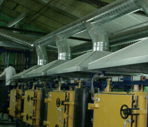 Fabricacion condensador tubular 1 300x259 - Moule en mousse phénolique