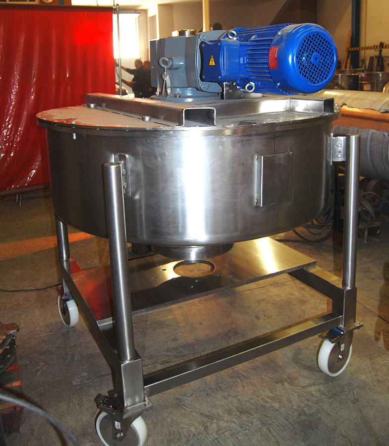 Fabricacion maquinaria sandoz 1 - CARRO MOVIL PARA TRASVASE EN ACERO INOXIDABLE 1.4404 (316L)