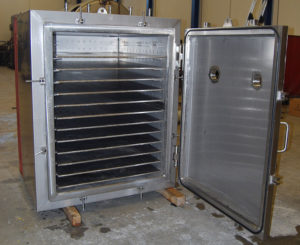 Fabricacion maquinaria secador vacio 1 300x245 - SECADOR DE VACIO EN ACERO INOXIDABLE 1.4404 (316L)