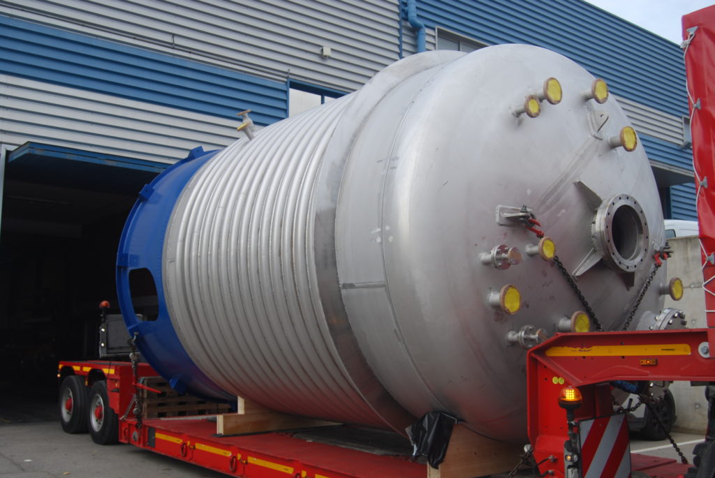 FOTO 3 1024x685 - 30m3 REACTOR WITH 1/2 COIL IN STAINLESS STEEL 1.4404 (316L)